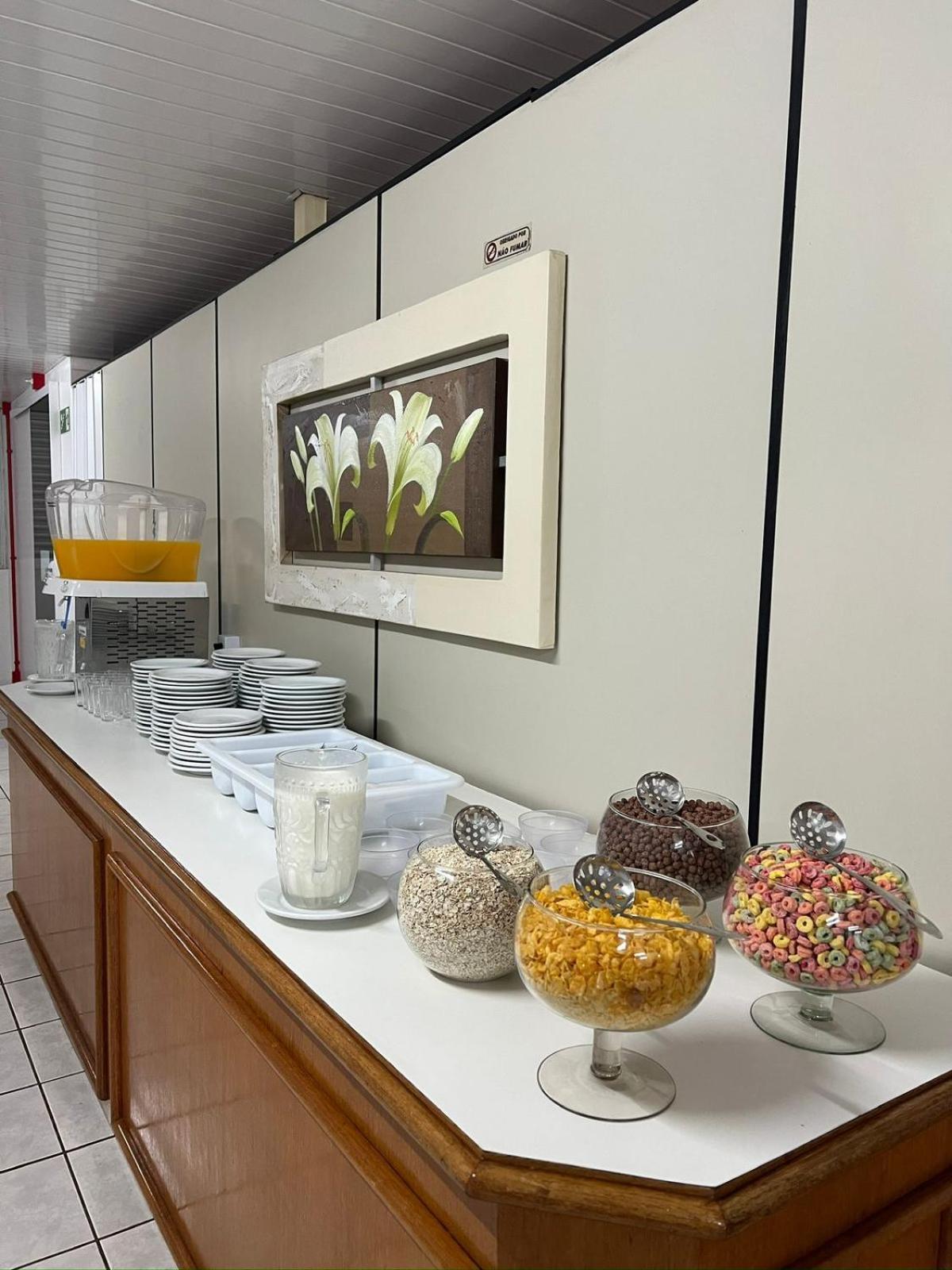 Hotel Mello Cascavel  Ngoại thất bức ảnh